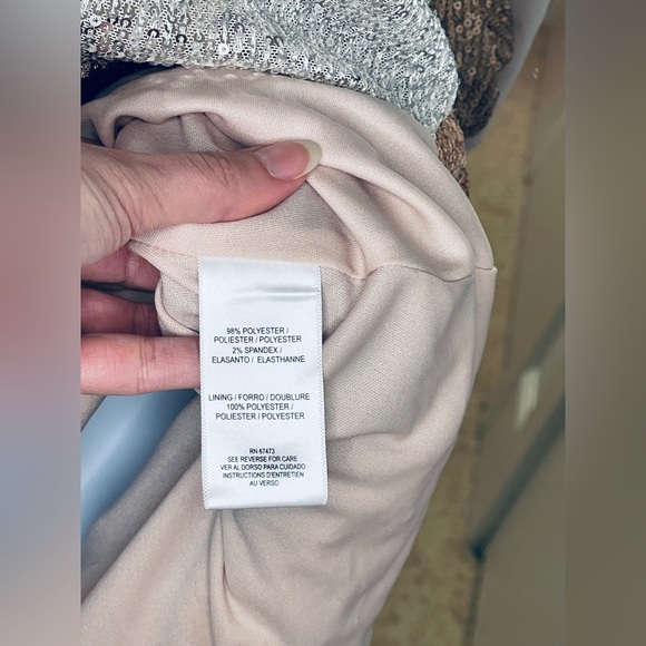 NWT. Maison Tara Color Blocked Sequin Midi Dress. Size 4. - Picture 9 of 10